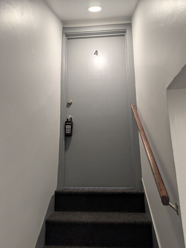 547 Walnut St in Meadville, PA - Building Photo - Building Photo