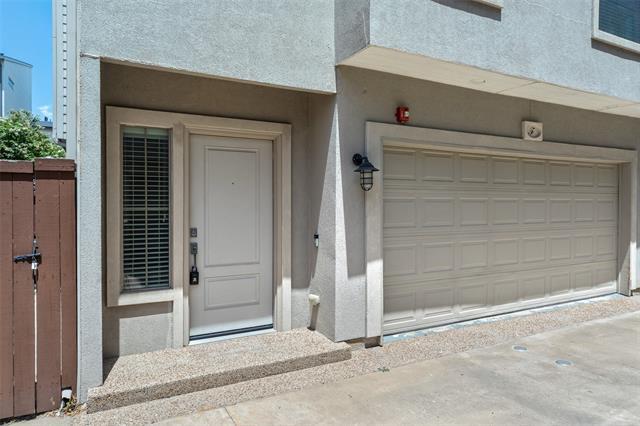 2100 N Fitzhugh Ave in Dallas, TX - Building Photo - Building Photo