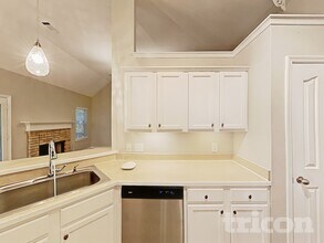 202 Foster Dr in White House, TN - Building Photo - Building Photo