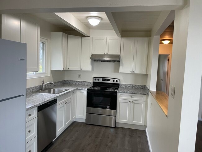 830 Lexington Ave, Unit 830 Lexington