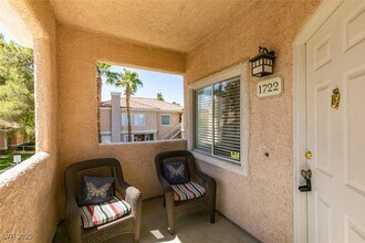 251 S Green Valley Pkwy, Unit 1722 in Henderson, NV - Building Photo - Building Photo