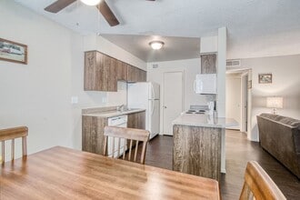 RIVER PARK in Yuma, AZ - Building Photo - Building Photo