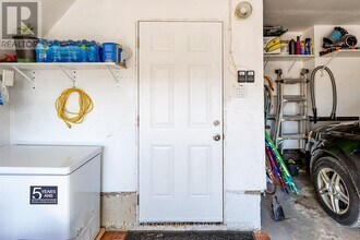 205 Hawker Rd in Vaughan, ON - Building Photo - Building Photo