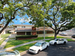 3413 W Canoga Pl in Anaheim, CA - Building Photo - Building Photo