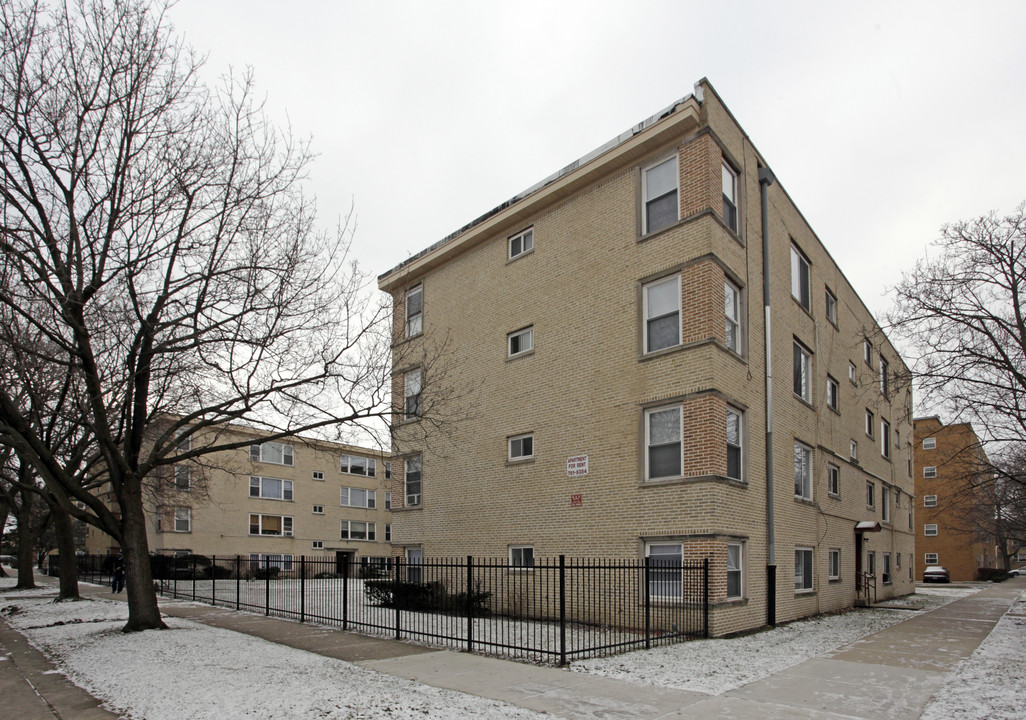 6122-6136 N Winchester Ave in Chicago, IL - Building Photo