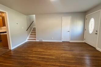 8414 Dawn Dr in Rome, NY - Building Photo - Building Photo