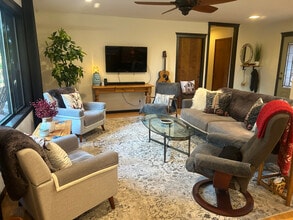 635 Via Casa in White Salmon, WA - Building Photo - Building Photo