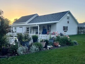 13954 S 1835 W in Riverton, UT - Building Photo