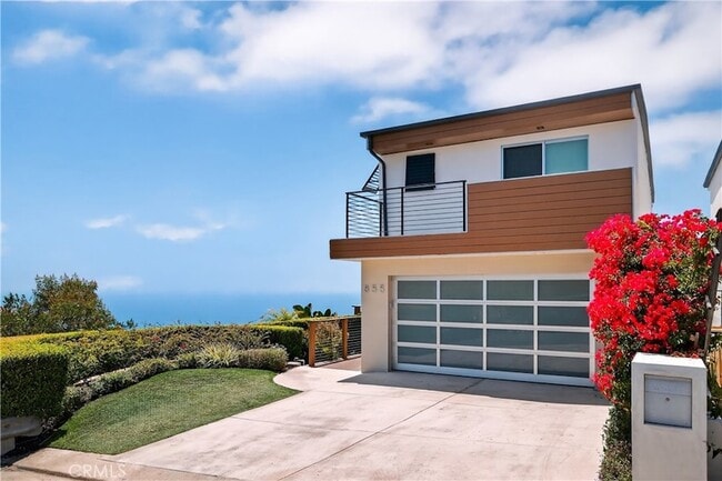 property at 855 Santa Ana St