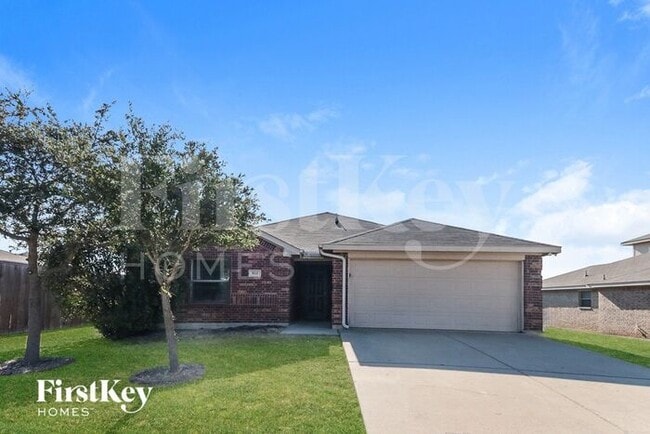 property at 910 Abigale Ln