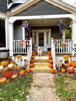 218 W Burr Oak in Athens, MI - Building Photo