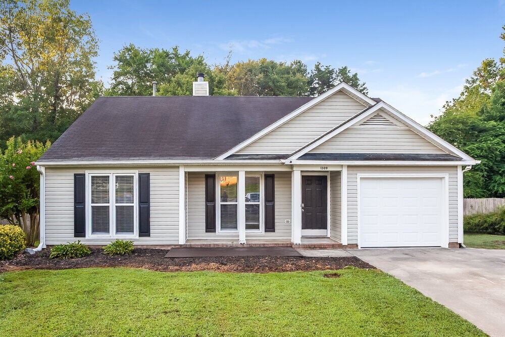 1309 Southwind Ct SW in Concord, NC - Building Photo