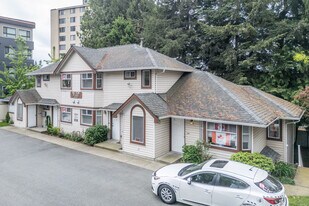 33522 George Ferguson Way in Abbotsford, BC - Building Photo