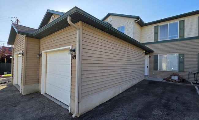 699 N Gramercy Ave in Ogden, UT - Building Photo - Building Photo