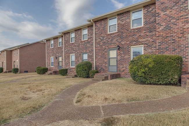 Smyrna Apartments in Smyrna, TN - Building Photo - Building Photo