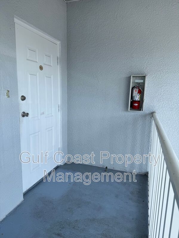 8416 Bernwood Cove Loop in Ft. Myers, FL - Building Photo - Building Photo