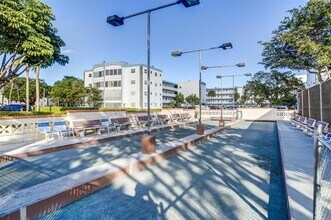 4050 NW 42nd Ave, Unit 312 in Lauderdale Lakes, FL - Building Photo - Building Photo