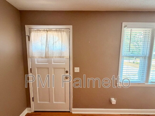 1727 Sandra Dr in Columbia, SC - Building Photo - Building Photo