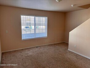 6233 E Tudor Rd in Anchorage, AK - Building Photo - Building Photo