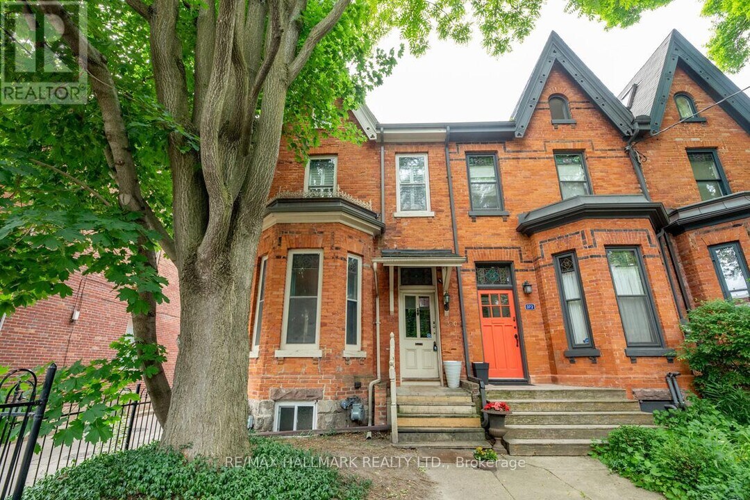 370 Sackville St in Toronto, ON - Building Photo