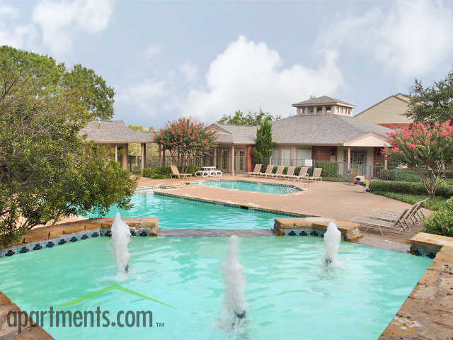 The Gables of McKinney in McKinney, TX - Foto de edificio - Building Photo