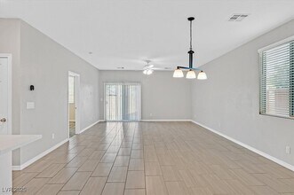 1005 Edel Hest Ave in North Las Vegas, NV - Building Photo - Building Photo