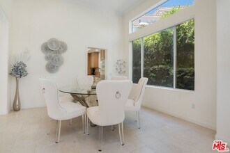 7201 Rock Ridge Terrace in Los Angeles, CA - Building Photo - Building Photo