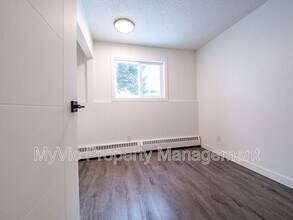 4610-4647 47 St in Leduc, AB - Building Photo - Building Photo