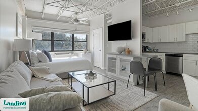758 St Michael St-Unit -310.1403442 in Mobile, AL - Foto de edificio - Building Photo