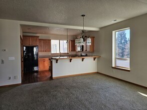 511 NE 84th Cir in Vancouver, WA - Building Photo - Building Photo