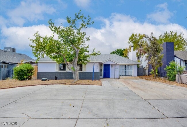 property at 1056 E Oakey Blvd