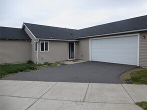 63162 de Haviland St in Bend, OR - Building Photo - Building Photo