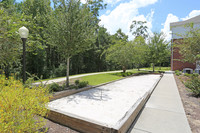 Magnolia Gardens Senior Apartments in Brooksville, FL - Foto de edificio - Building Photo