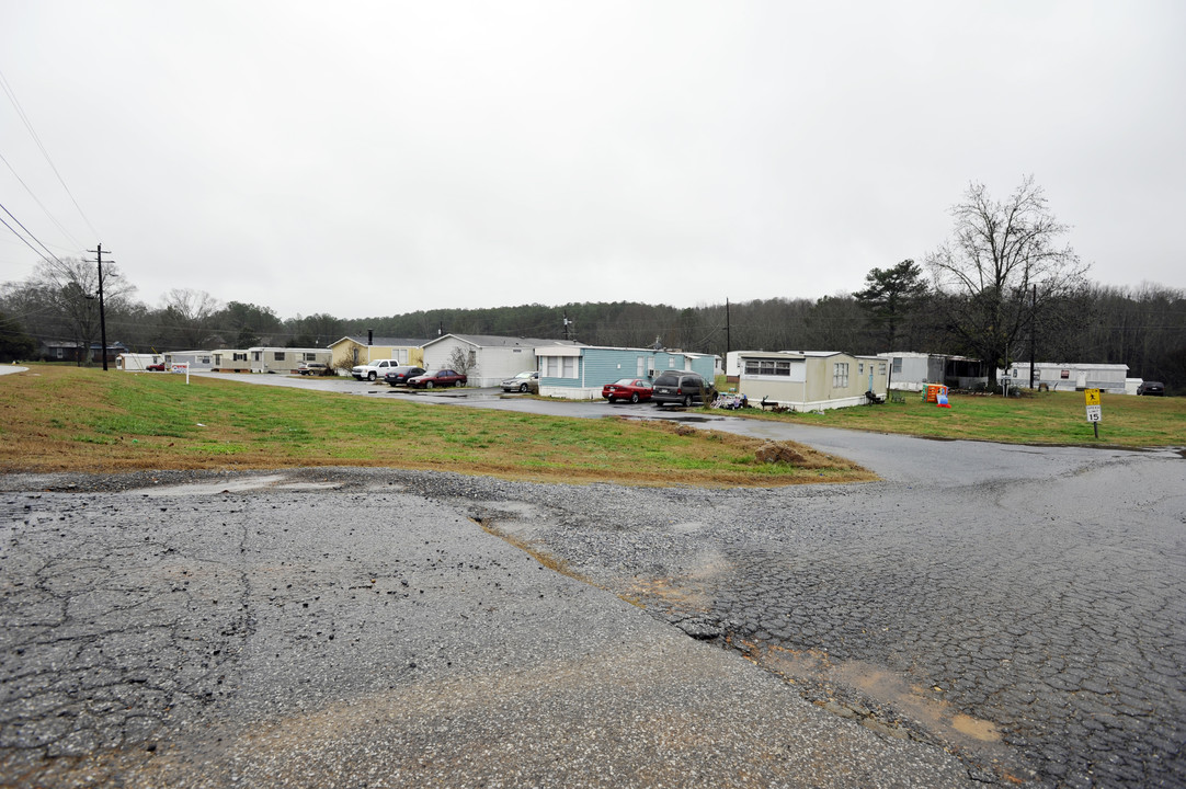 102 Burnt Hickory in Cartersville, GA - Building Photo