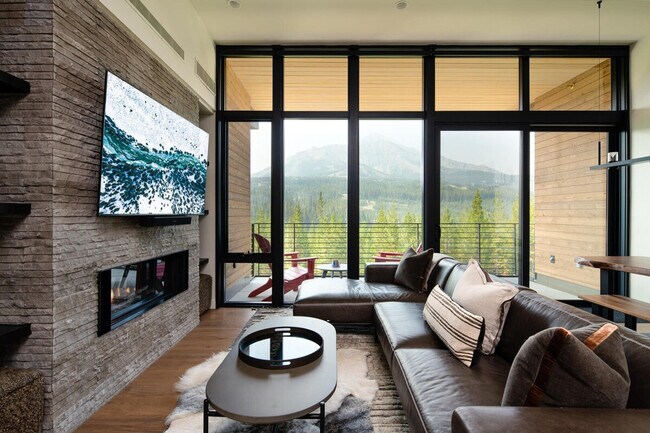 4 Lakewood Dr in Big Sky, MT - Building Photo - Building Photo