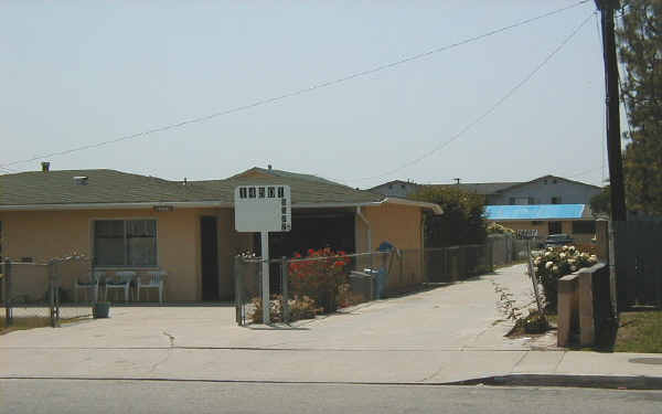 14501-14507 1/2 Lemoli Ave in Hawthorne, CA - Building Photo