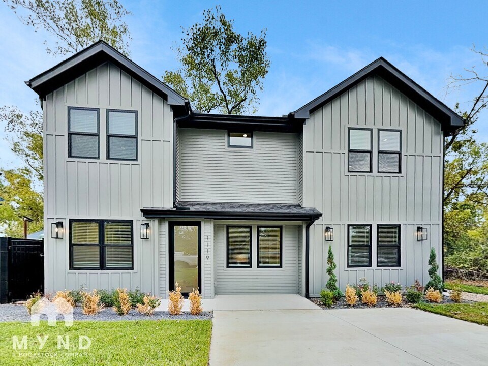 1119 Mahan Dr in Austin, TX - Foto de edificio