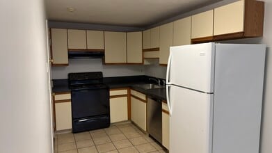 189 Littleton Rd, Unit 53 in Chelmsford, MA - Foto de edificio - Building Photo