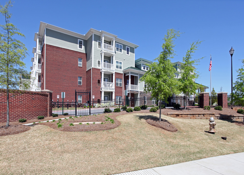 Sweetwater Terraces Active Community 55+ in Duluth, GA - Foto de edificio