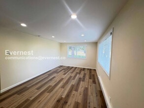 16601 161st Ave SE in Snohomish, WA - Foto de edificio - Building Photo