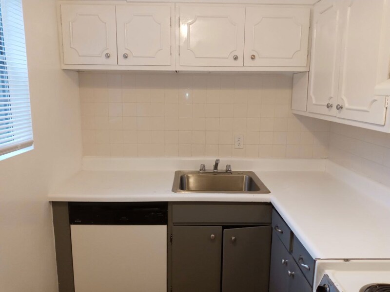 1404 Church St in Decatur, GA - Building Photo