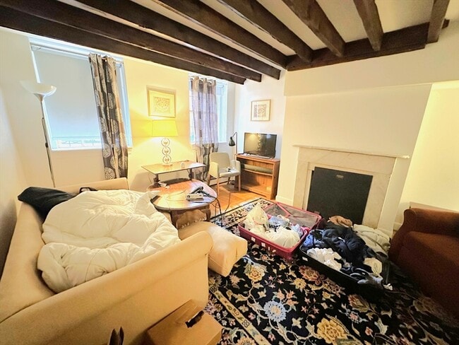 85 Revere St in Boston, MA - Building Photo - Building Photo