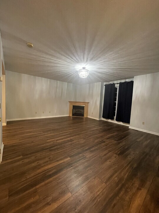 53 Clear Spring Dr in Morgantown, WV - Building Photo