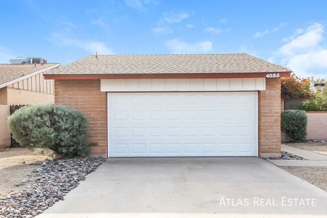 property at 4035 W Harmont Dr