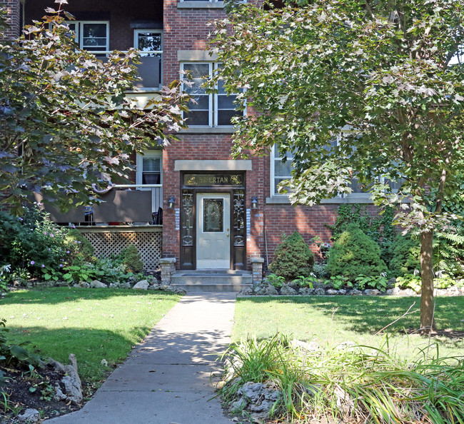 Briertan Apartments in Hamilton, ON - Building Photo - Building Photo