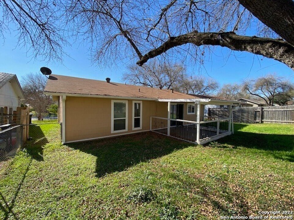 4571 Guadalajara Dr in San Antonio, TX - Building Photo