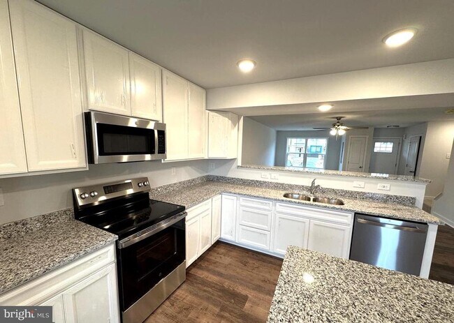 148 Olga Dr in Martinsburg, WV - Building Photo - Building Photo