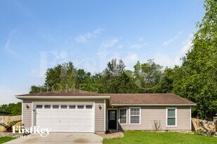 1598 Twin Oak Dr W in Middleburg, FL - Building Photo
