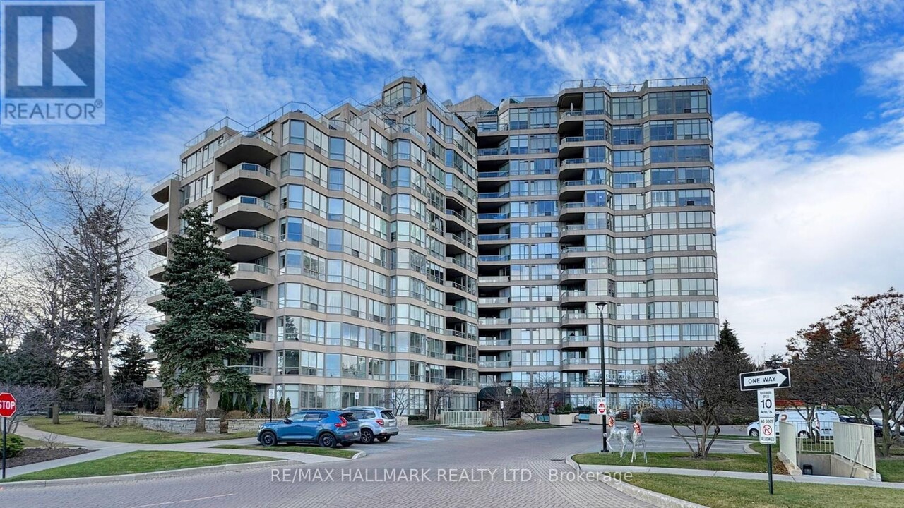 10-2110 Guildwood Pkwy in Toronto, ON - Building Photo