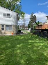 12036 San Jose Ave in Redford, MI - Building Photo - Building Photo